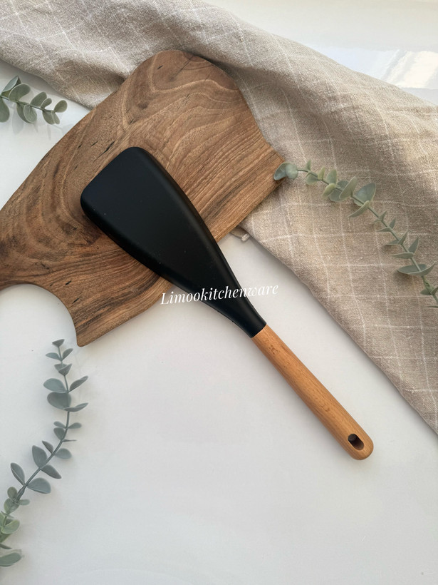 کفگیر سیلیکونی لونا